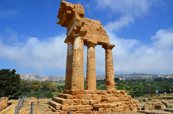 Tapınağı Dioscuri, Agrigento, Sicilya, İtalya