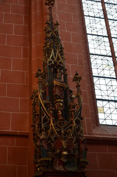 Innenraum Der Kirche Des Heiligen Bartholomäus — Stockfoto