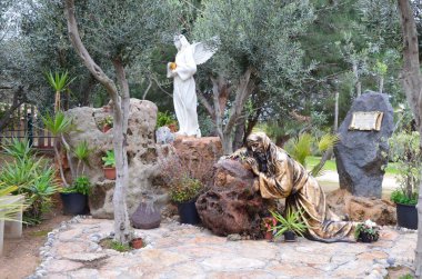 Sardunya Dini Yerler