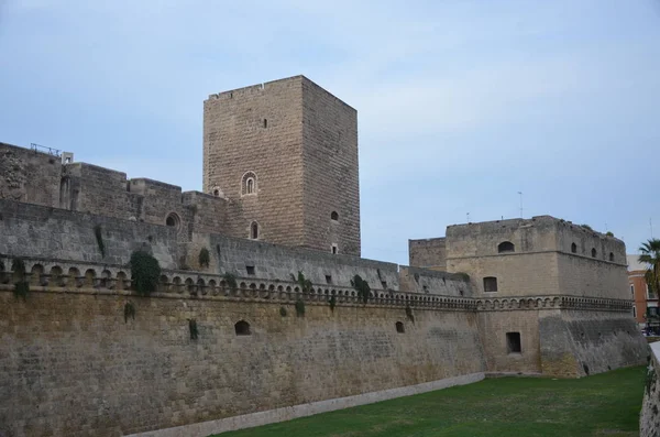 Bari Castle Altstadtarchitektur — Stockfoto