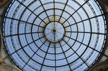 Milano, İtalya 10.05.2015: Galleria Vittorio Emanuele Ii 