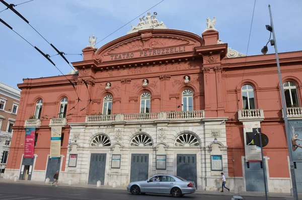 Bari Italien 2015 Das Petruzzelli Theater Ist Das Größte Theater — Stockfoto