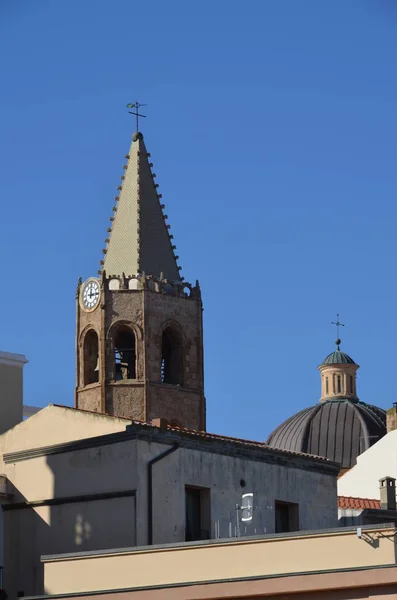 Duomo Steeple Una Giornata Limpida Alghero — Foto Stock