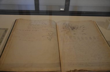 Berlin 'deki Neues Müzesi