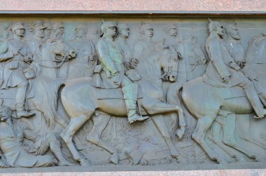 Tiergarten Parkı 'ndaki Berlin Zafer Kolonu anıtı