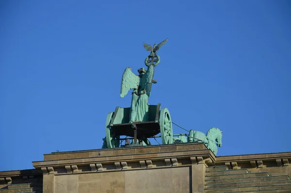 Porta Brandeburgo All Alba Berlino Germania — Foto Stock