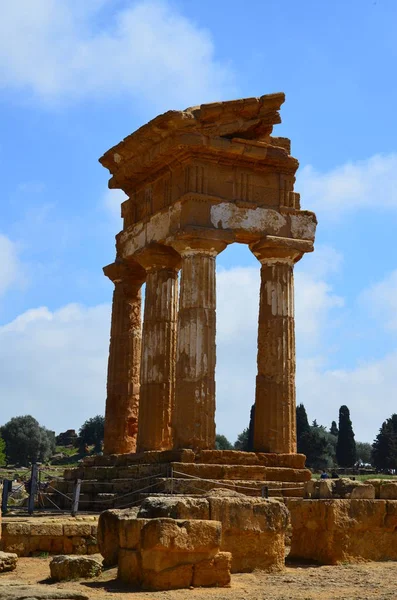 Templo Los Dioscuros Agrigento —  Fotos de Stock