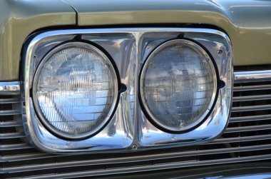 araba farları yakın çekim 