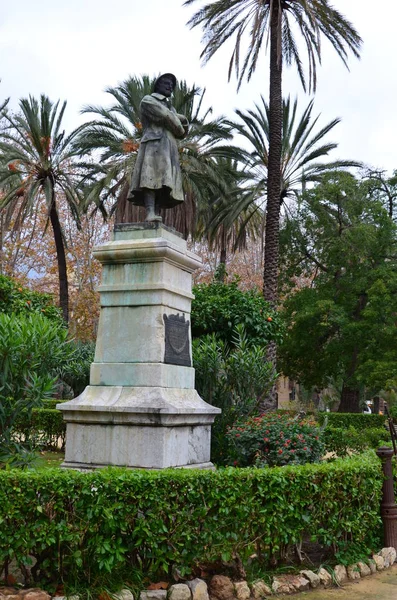Άγαλμα Στη Βίλα Μπονάνο Δημόσιος Κήπος Στο Παλέρμο — Φωτογραφία Αρχείου
