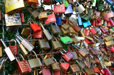 Kilitler Drahtbrucke, Kassel 'de (Almanya)