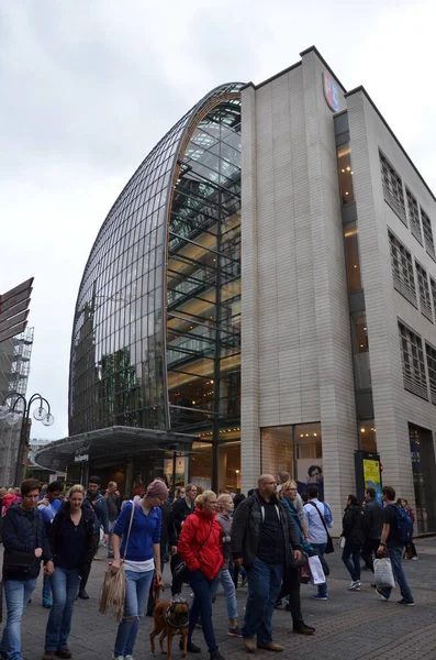 Stockfotos Peek Cloppenburg Bilder Stockfotografie Peek Cloppenburg Lizenzfreie Fotos Depositphotos