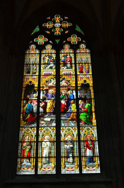 Janela Igreja Vidro Manchado Que Descreve Pentecostes Dom Colônia Alemanha — Fotografia de Stock