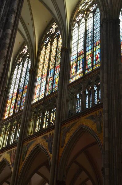Витраж Церкви Изображением Пятидесятницы Доме Кёльна Германия — стоковое фото