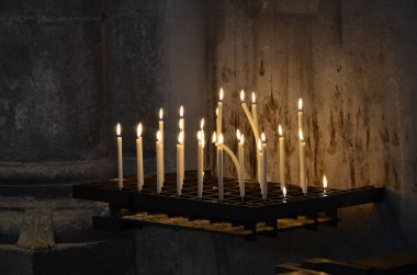 Köln, Almanya: Büyük St. Martin Kilisesi 'nin iç mekanı