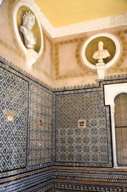 Seville, İspanya 03.25.2019: Casa de Pilatos 'un güzel bir iç tasarımı