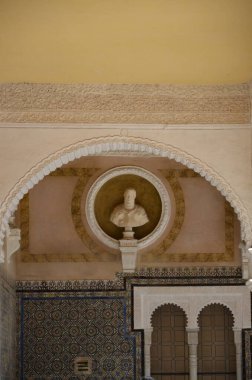 Seville, İspanya 03.25.2019: Casa de Pilatos 'un güzel bir iç tasarımı