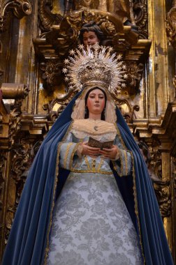 Seville, İspanya 03.25.2019: Kutsal Kurtarıcı Kolej Kilisesi 'nde Tutku Tanrımız İsa' nın Şapeli (Capilla del Nuestro Padre İsa de la Pasion)