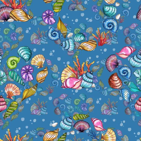 手描きの水彩貝は青い背景に隔離されたシームレスなパターン. — ストック写真