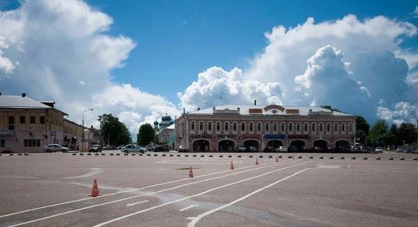 Rusya'nın altın yüzük. Uglich. Varsayım Meydanı.