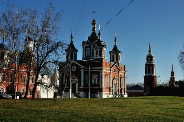 Kolomna Est Une Belle Ville Verte Confortable Kolomna Est Une — Photo