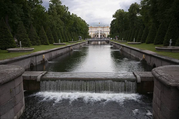 Peterhof Parklar Çeşmeler Bir Kasaba — Stok fotoğraf