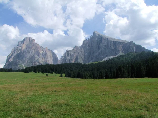 Top Rock Panorama Landschap Van Hoge Bergen Zuid Tirol Italië — Stockfoto