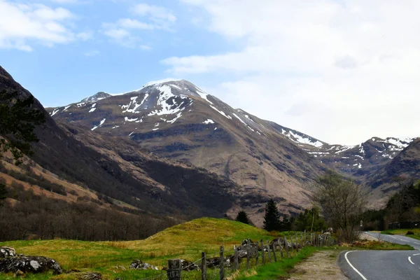 Paesaggio Della Scozia Highlands Con Cielo Blu Nuvole Natura Selvaggia — Foto Stock