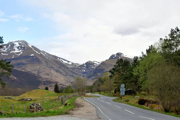 Paesaggio Della Scozia Highlands Con Cielo Blu Nuvole Natura Selvaggia — Foto Stock