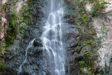 Peyzaj Dağları'nın Güney Tirol İtalya Avrupa'nın büyük şelale