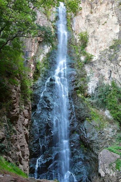 大瀑布在南部蒂罗尔意大利欧洲的山区景观 图库照片