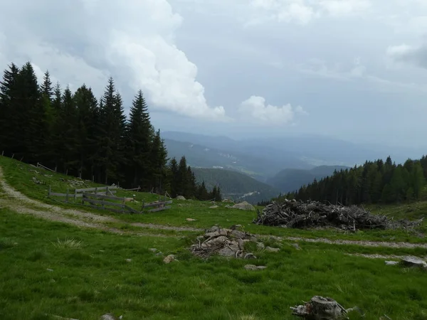 Cumbre Roca Panorama Paisaje Las Montañas Tirol Del Sur Italia —  Fotos de Stock