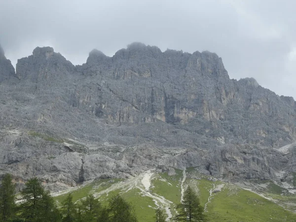 Top Van Rots Panorama Landschap Van Hoge Bergen Zuid Tirol — Stockfoto