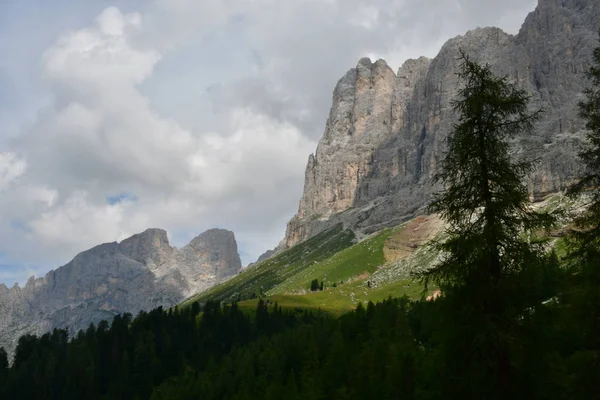 Vrcholový Skalní Panorama Krajiny Hor Jižním Tyrolsku Itálie Evropa Obloha — Stock fotografie