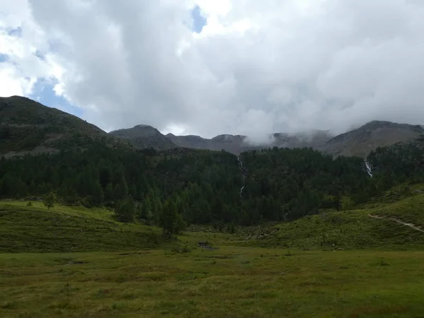 Opoka Panorama Pejzaż Szczyt Wysokich Gór Południowym Tyrolu Włochy Europy — Zdjęcie stockowe