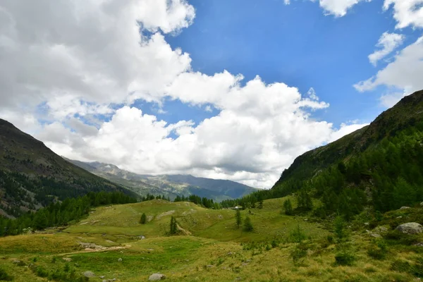 Top Van Rots Panorama Landschap Van Hoge Bergen Zuid Tirol — Stockfoto