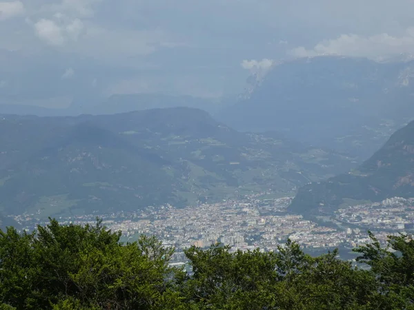 Csúcstalálkozó Rock Panoráma Táj Város Völgy Hegység Dél Tirol Olaszország — Stock Fotó