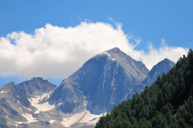 zirve rock panorama manzara Dağları'nın Güney Tirol İtalya Avrupa gökyüzü bulutlar vahşi doğa