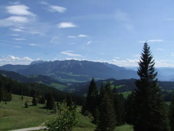 Zirve Rock Panorama Manzara Yüksek Dağlar Tyrol Talya Avrupa Bulutlar — Stok fotoğraf