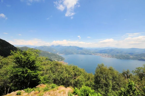 Lac Majeur Dans Les Montagnes Italie Europe Ciel Nuages Nature — Photo