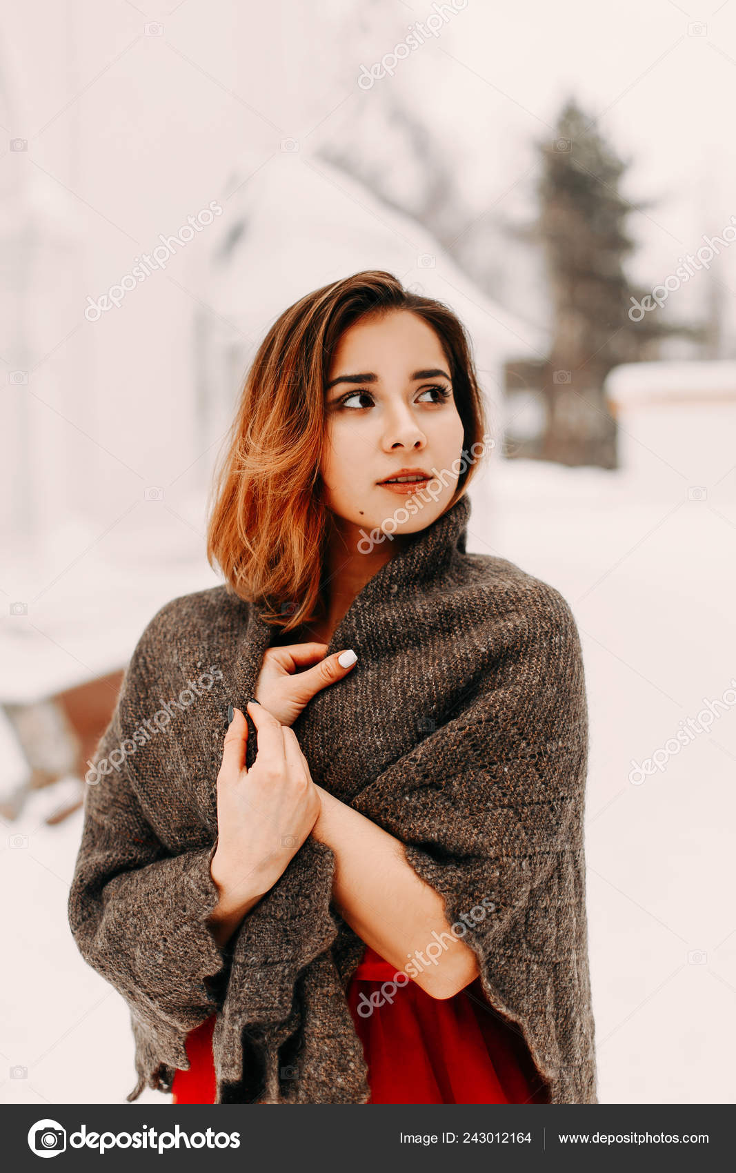 red dressy scarf