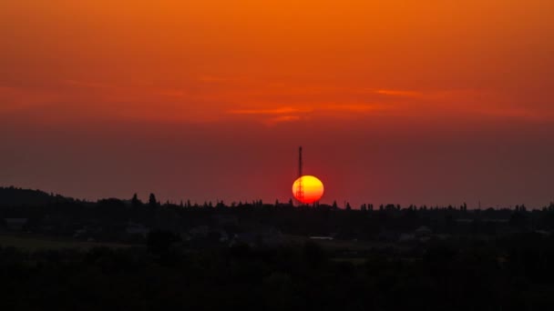Güzel Timelapse Günbatımı Kırsal Manzara Üzerinde Kırmızı Gökyüzü Karanlık Canlı — Stok video