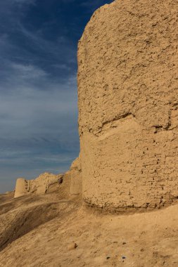 Antik kentin Merv Türkmen-Selçuklu İmparatorluğu'nun başkenti kalıntıları. Bir kez bir yolu bir ipek yolu üzerinde bulunan büyük bir şehir 13. yüzyılda Cengiz Han'ın Moğollar tarafından yıkıldı. Türkmen Milli mirası.