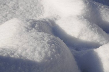 güneş kar hills aydınlatır