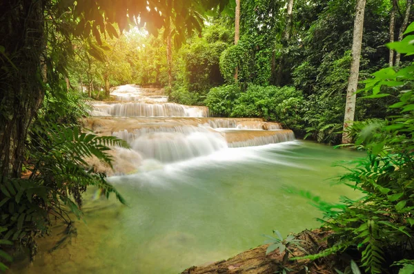 Kao Fu şelale Lampang Tayland at