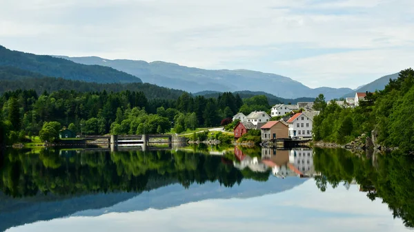Suldalsosen Village Lac Campagne Norvège — Photo