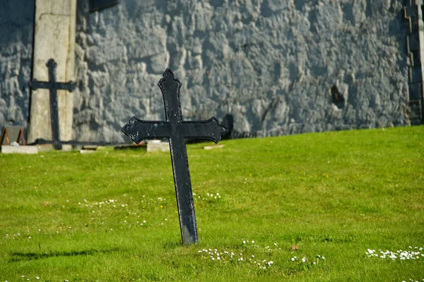 Antigua Tumba Cementerio —  Fotos de Stock