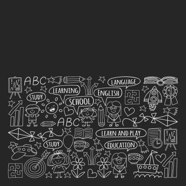 Vektör seti İngilizce dil öğrenme, doodle tarzında çocuk çizim simgeleri. Boyalı, siyah monokrom, kara tahta üzerinde tebeşir resimleri.