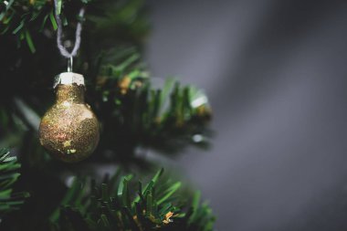 Yukarıdan aşağı onlara Aralık tarihleri ile advent tatlı sahiplerinin görünümü.