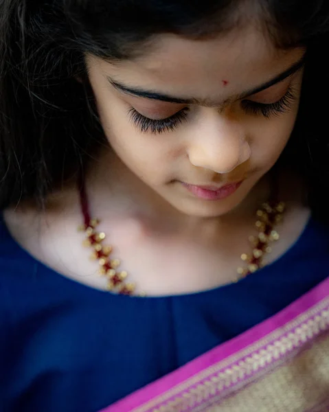 Indian Girl Child Traditional Indian Saree — Stock Photo, Image