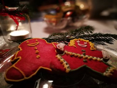 Zencefilli çörek. Klasik canlı renklerde sanatsal görünüş.